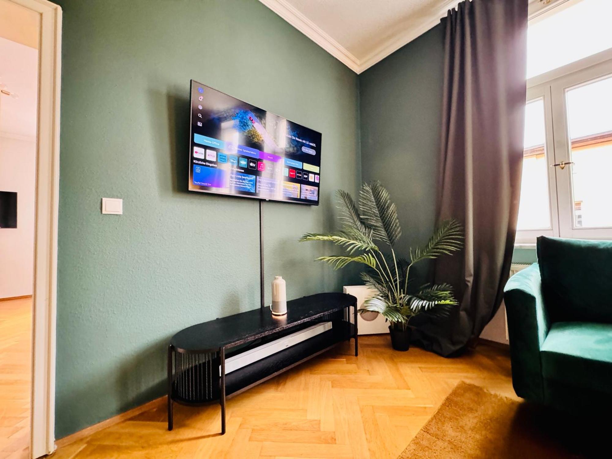 Rebelrents #4 Design Trifft Komfort - Einzigartiges Ferienapartment In Der Nahe Des Hauptbahnhofs Halle  المظهر الخارجي الصورة