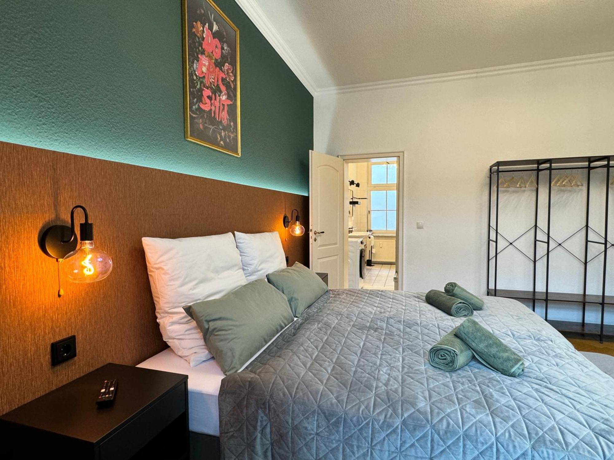 Rebelrents #4 Design Trifft Komfort - Einzigartiges Ferienapartment In Der Nahe Des Hauptbahnhofs Halle  المظهر الخارجي الصورة